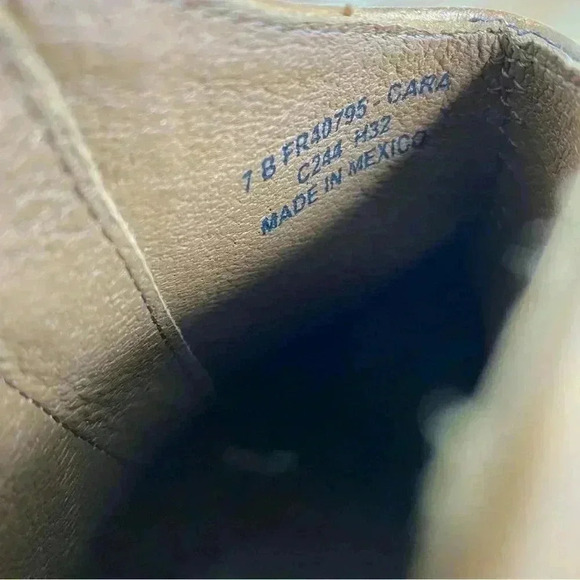 NEW Frye June Western Bootie Shootie Caramel Women’s Size 7B - Picture 11 of 11